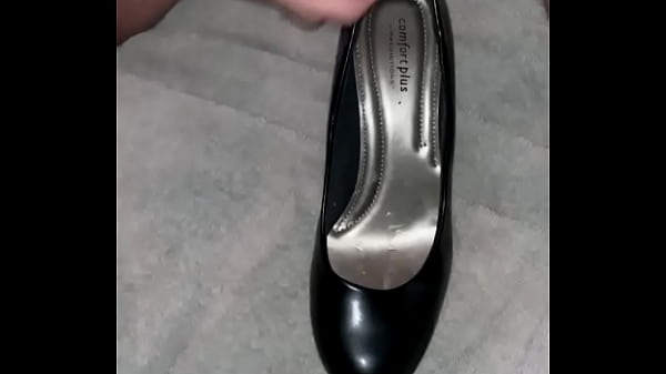 Cumming in my roommates shoe