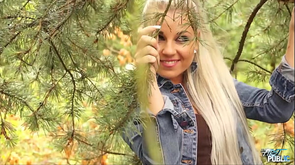 Filthy dude fucking blondie chic, coming in her tits outside in the park