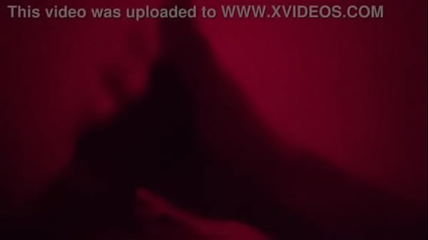 Pauzudo gostoso batendo uma at&eacute; gozar  