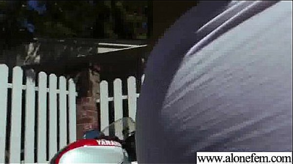 Solo Girl Shoves Things In Her Holes vid-09