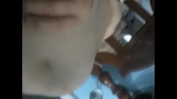 tiogg comendo c&uacute; fofinha