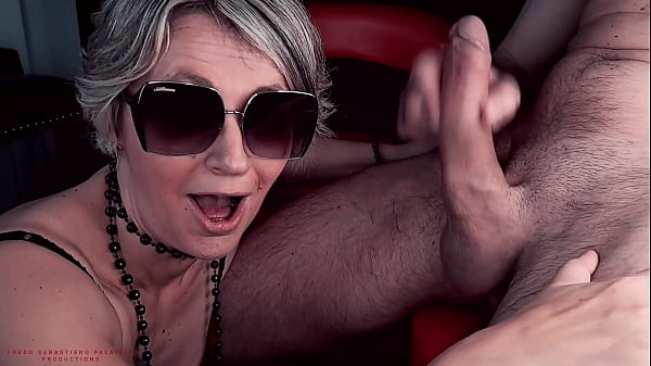 Karina Receives a Load Of Cum In Her Face In Public - KARINA & FREDO FACIAL CUMSHOT LIVE WEBCAM SHOW - GOAL REACHED - VOST - english subtitles.