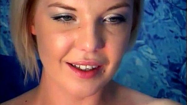 Busty short hair blond feel horny live webcam