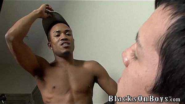 Black haired white guy gets banged by a black thug