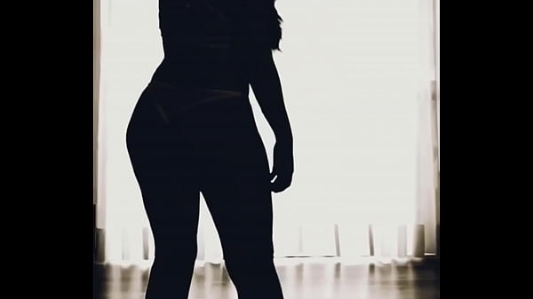 Adoro homens safados, curiosos e educados.