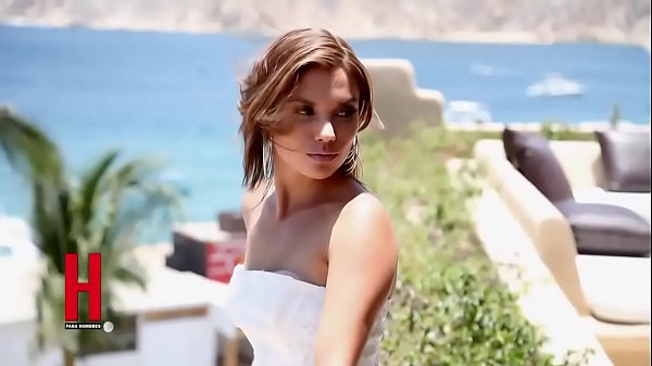 Tabata Jalil, la reportera m&aacute;s sexy en H de agosto