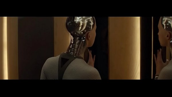 Alicia Vikander and Sonoya Mizuno Machina 2015