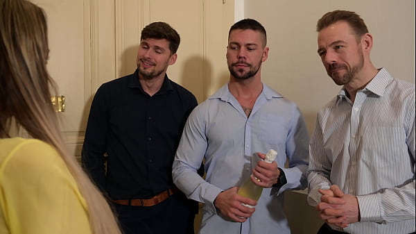 Neighborhood Studs DP Horny BFFs Cindy Shine and Chloe GP2273