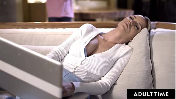 I Kept My Stepmom Up All Night - SP