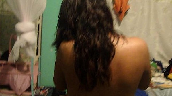 esposa ense&ntilde;ando