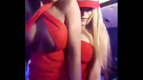 Elisa Sanches na casa de balan&ccedil;o