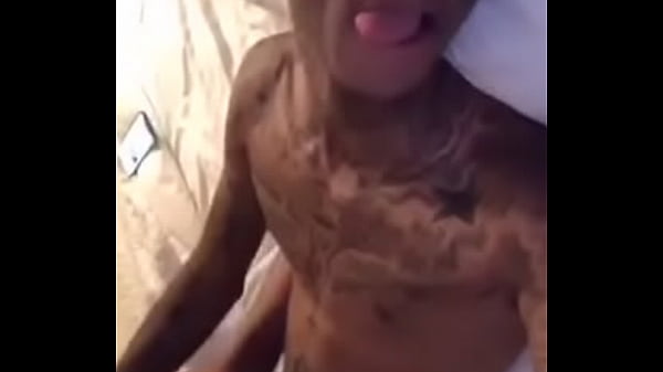 BOONK DICKS SLUT ON IG  