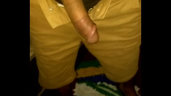 Novinho mostrando a rola (m.)