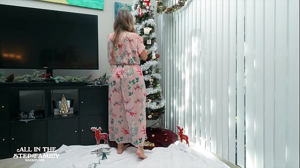 Step Mom Tries To Get Rid Of Juniors Christmas Wood With Her Hands, Mouth & Pussy! - AITSF241221
