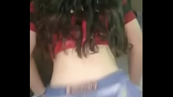 Ninfeta gostosa dancando 