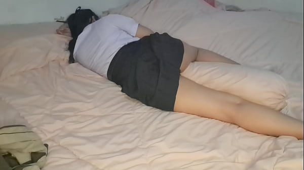 นักเรียนสาวโม๊คควยเก่ง