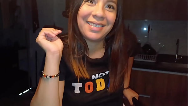 EL MEJOR JUEGO CALIENTE, JUEGO ENTRE HIJASTRO CALIENTE Y MADRASTRA QUE SE UNEN PARA TENER LA MEJOR NOCHE DE SEXO DE LOS DOS