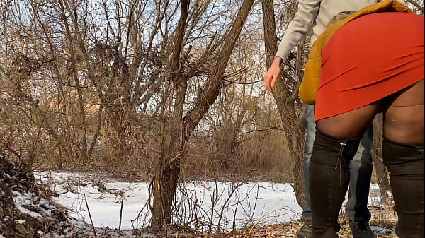 Mother-in-law in a sexy outfit outdoors sucks cock to stepson-in-law 