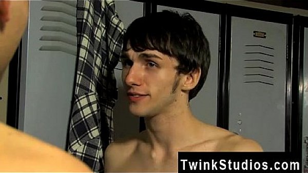 Nude men Jonathan Cole gets himself a lovely grope down at the hands 