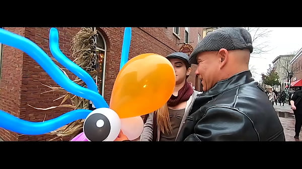 The Venezuelan singer Alexander Faria