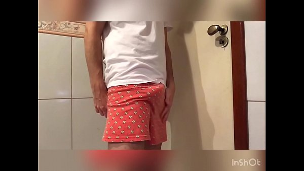 Novinho casado gozando 