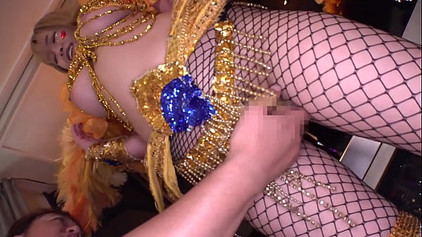 Part 1. サンバカーニバルに参加する女子をナンパしてお持ち帰りしちゃいますサンバ帰りのRIKAさんを発見！エロすぎて目が離せませんwメンバーに馴染めていないそうで、あまり帰りたくないんだとか。それなら一緒にホテルに行きましょう早速Gカップを揉みしだき、たっぷりチ●コをしゃぶってもらいます&hellip;