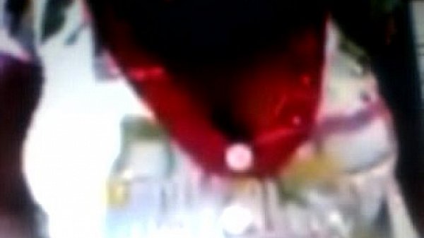 mi amiga muestra sus pechos con leche por la web cam