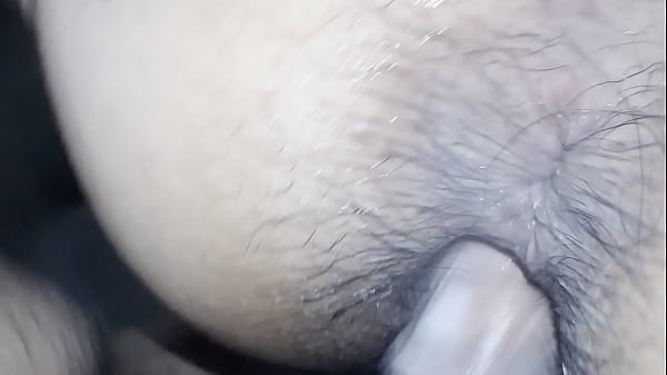 Cuando el socio no est&aacute; le ayudo a mantener a su fiera contenta