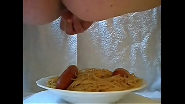 Masturbandome con la comida