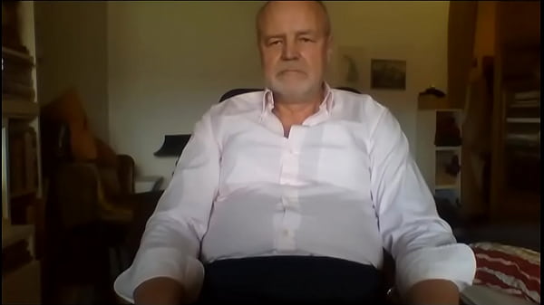 Webcam von damenw&auml;schetr&auml;ger in heissen Dessous - YouTube[&uuml;ber fsk16