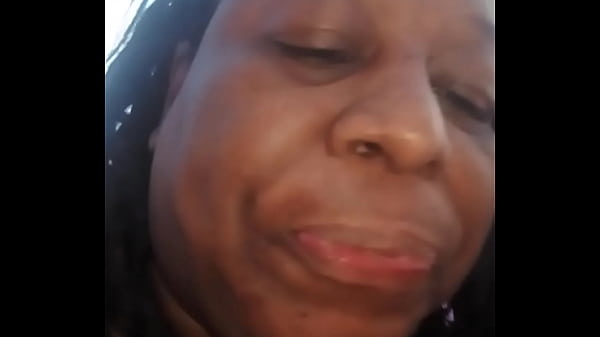 Gordinha chupando pau