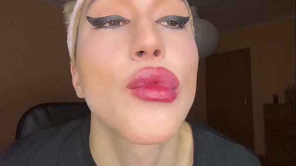 Teen crossdresser slut makeup