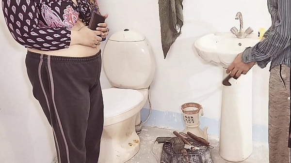 The indian plumber seduced by dirty talking the Bbw mistress and rough anal fucked her big ass with his big cock in mare style