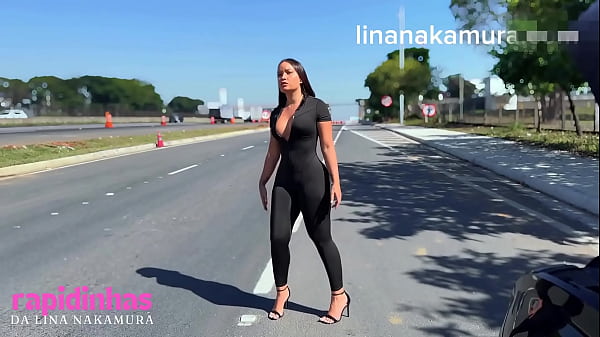 SAFADA japonesa fode com neg&atilde;o piricudo em rodovia  