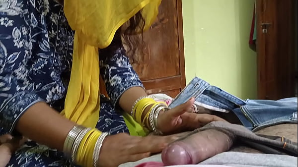 indian sasur ne apni bahu ko dard k bahane choda!!  