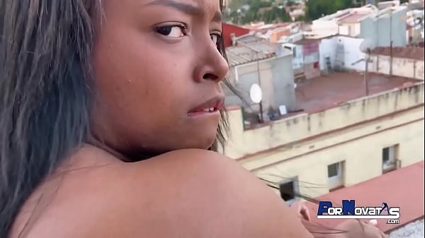 Victor bloom follando rubia explosiva