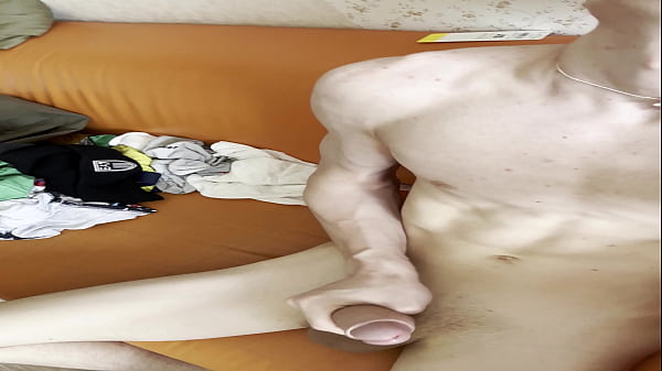 Young Giant Rod Twink Shoots Up  