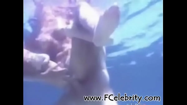 Amazing sex Technique in Water