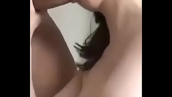 Novinha perfeita dando muito