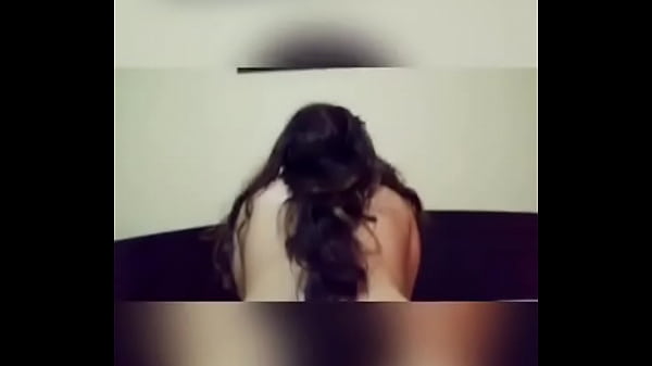 en hostal con hombre mayor