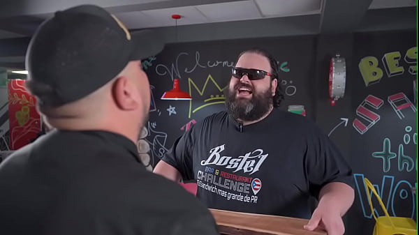 Hambre mucha hambre grande Ponce