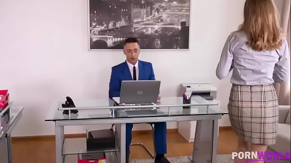 Exxxciting office threesome with legendary Milf Amber Jayne & Cayenne Klein GP1429