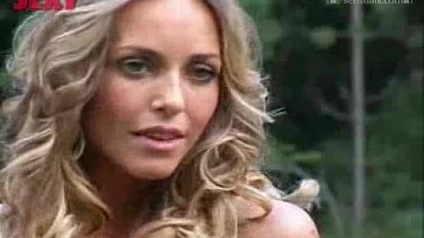 Barbara Kobolt pelada