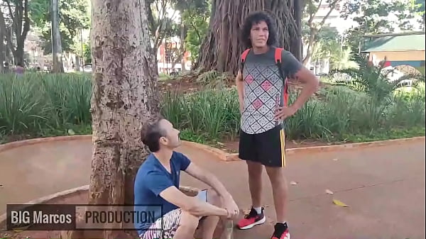 Em busca de rola? Big Marcos resolve... 