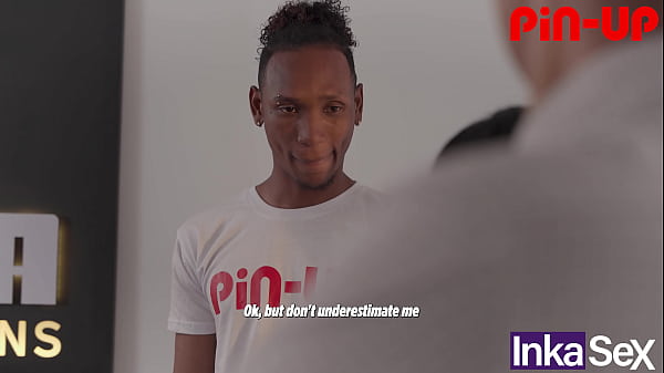 Venezolana culona humilla a su novio mientras es penetrada por entrenador mandingo / Pin-Up