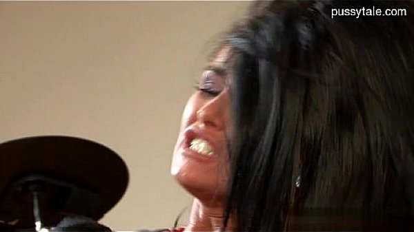 Big ass model dicksucking