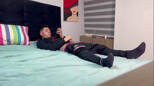 Me la chupa con semen