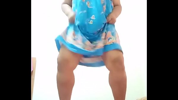 Thai aunty dancing and flashing