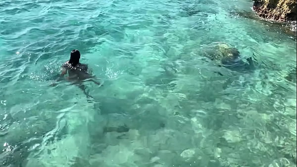 Monika Fox Stopped A Tour Bus To Swim Naked In Sea (Free)