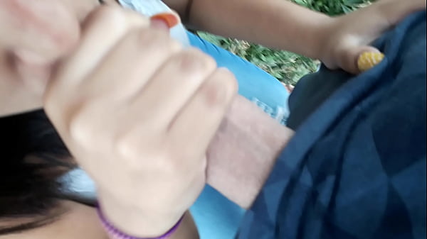 Cachorra mamando meu pau